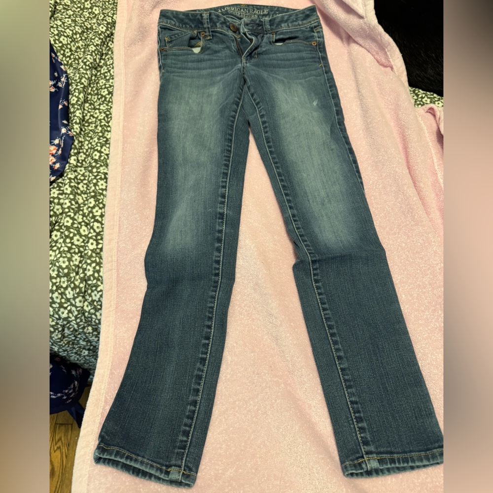 American Eagle Outfitters Women's Straight Leg Blue Jeans
